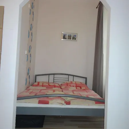 Tara 2* Praga