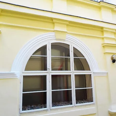U Dvou Zlatých Klíčů Hotel Praga