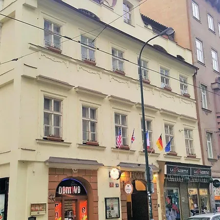 Hotel U Dvou Zlatých Klíčů 3*