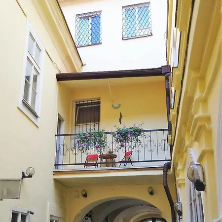 Hotel U Dvou Zlatých Klíčů