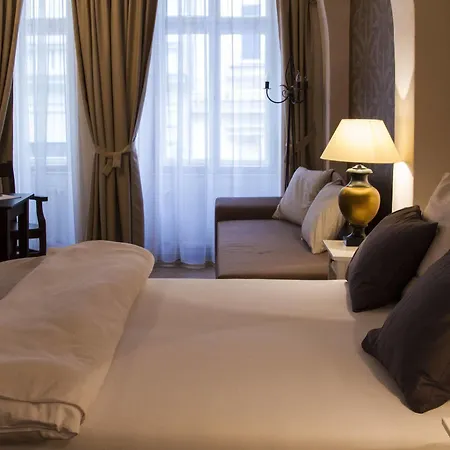 U Suteru Hotel