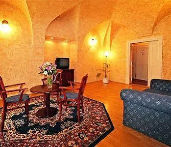 Hotell U Suteru Prag