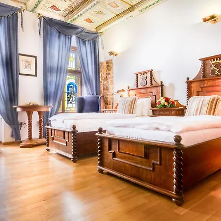Hotel The King Charles 4*