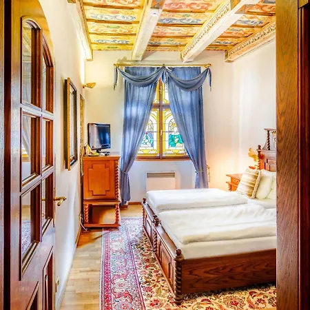 The King Charles 4* Prague
