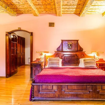 Hotel The King Charles 4*