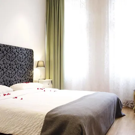 Dolce Boutique Hotel 4*