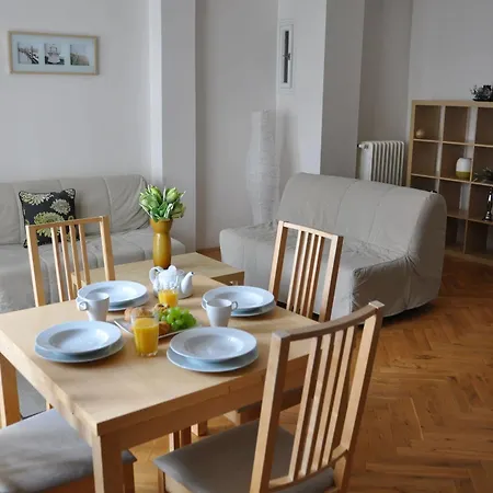 Metropolis Apartmán *