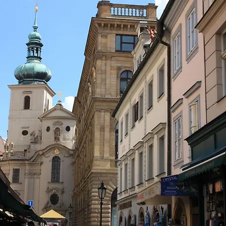 Otel Golden Age