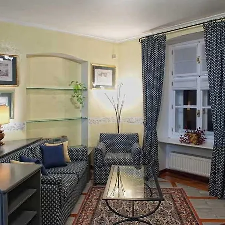 Apartment Tynska Prague