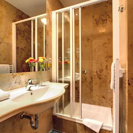 Hotel Clementin 4*