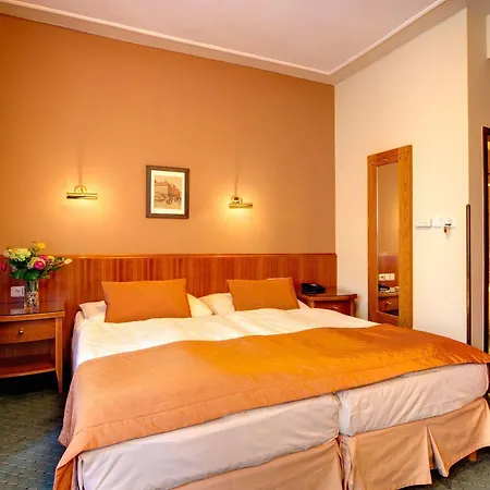 Clementin Hotel