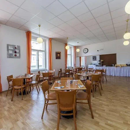 Metropolitan Old Town - Czech Leading Hotel 4*
