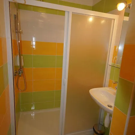Garni Rambousek 3* Prague