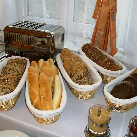 Garni Rambousek Hotel