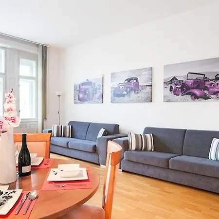 Riverview * Praga