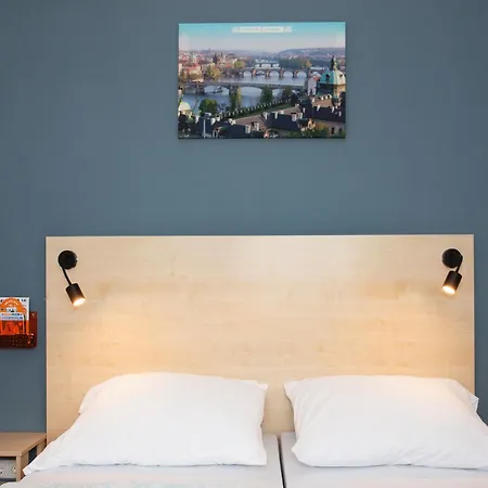 Hostel A&o Metro Strizkov