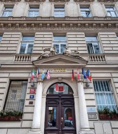 Atos Szálloda 3*