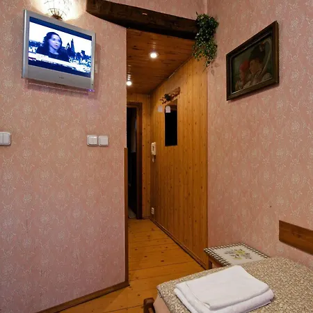 Alice House Aparthotel