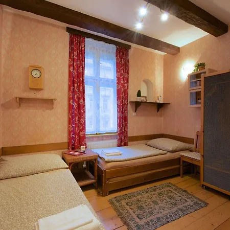 Alice House Aparthotel