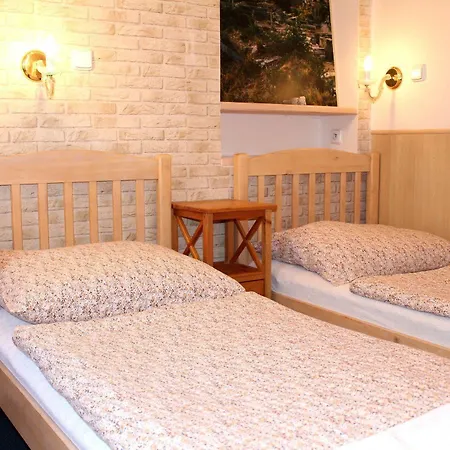 Alice House Aparthotel 3*