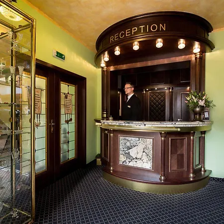 Selsky Dvur - Bohemian Village Courtyard Hotel 4*