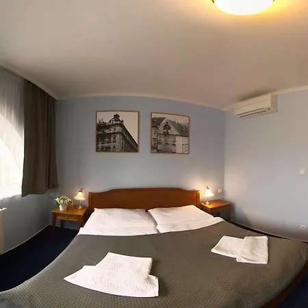 Anna Hotel