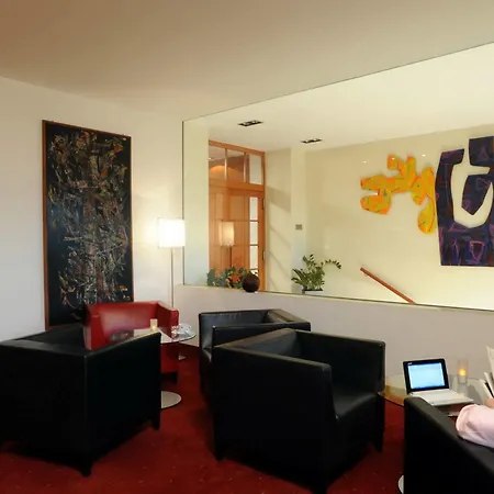 Art Hotel 4*