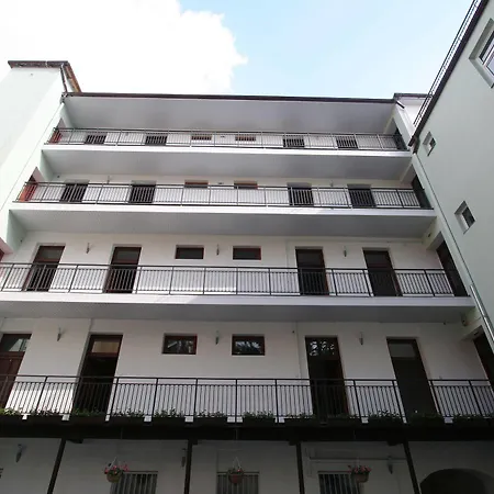 Susa Hotel apartamentowy Praga