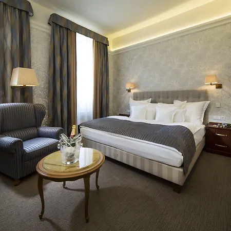Hotel Julian Prag