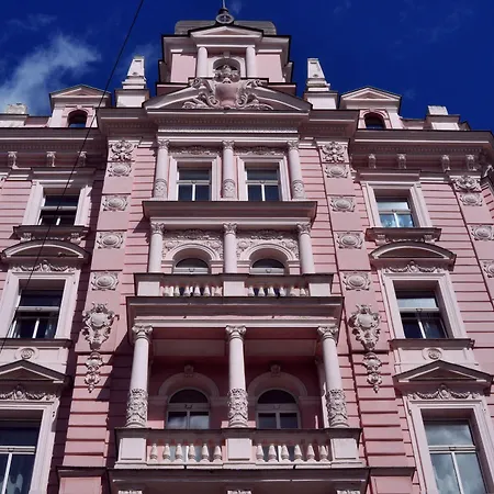 Hotel Opera