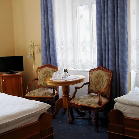 Opera Hotel 4*