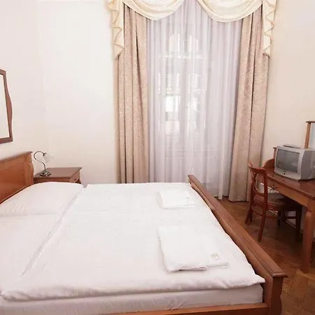Hotel Brezina 3*