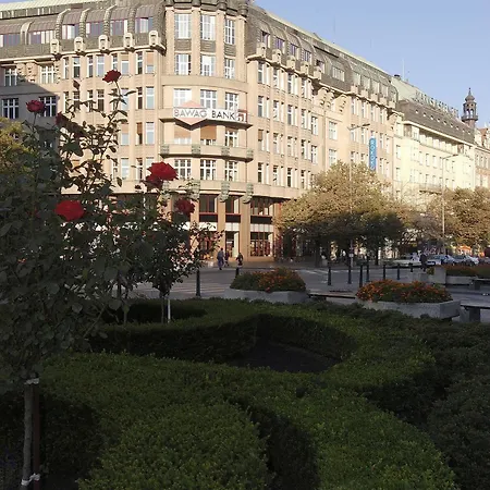 Ea Rokoko Hotel 4*