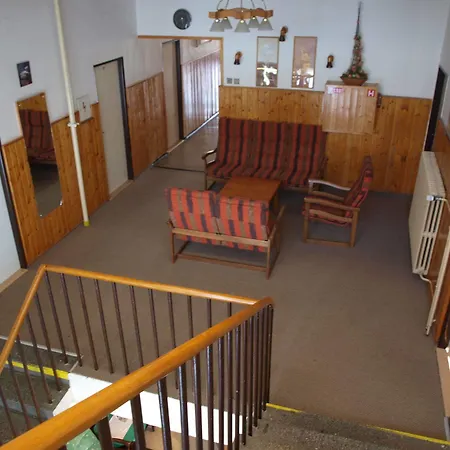 Jana - Domov Mladeze Guest house 2*