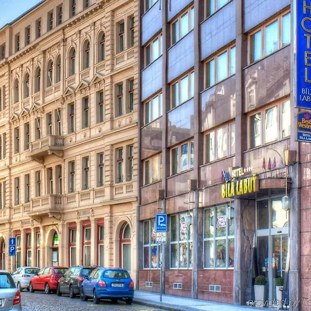 Luxury Family Bílá Labuť Hotel 4*