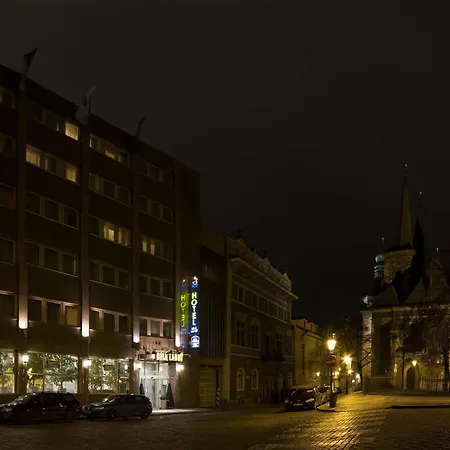 Hotel Luxury Family Bílá Labuť 4*