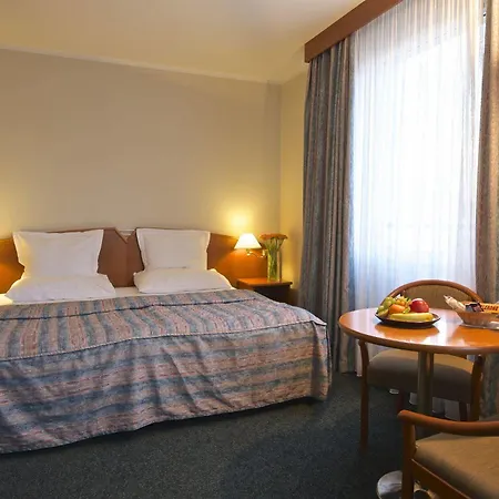 Plaza - Czech Leading 4* Prag