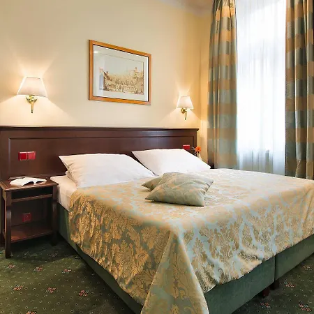 Hotel Ea Downtown 4*