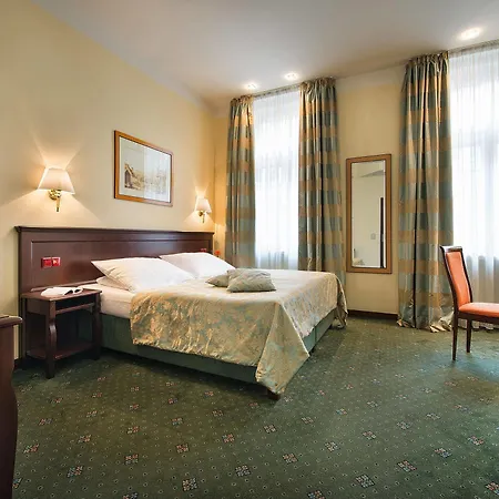 Hotel Ea Downtown 4*
