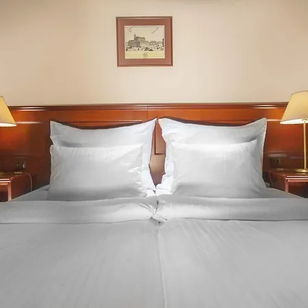 Hotel Lunik