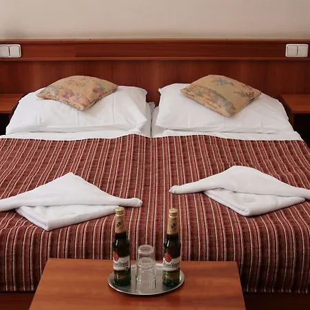 Hotel Alton