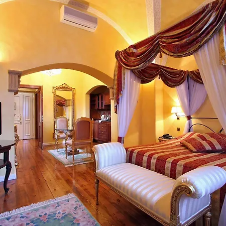 Alchymist Nosticova Palace