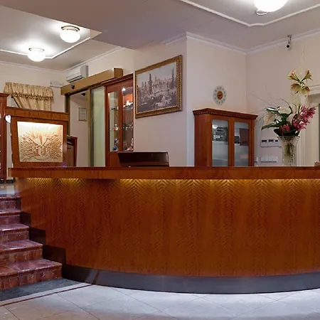 Alqush Downtown Hotel