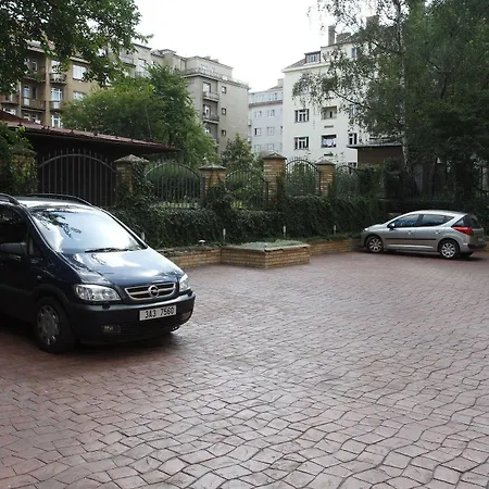 Oya Hotel 3*