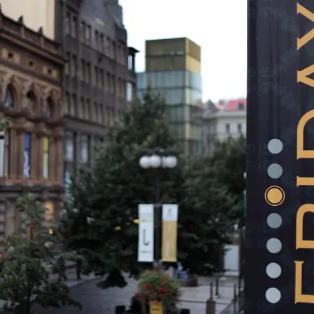 Hotell Friday Prag