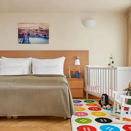 Mostecka 12 Hotel 3*