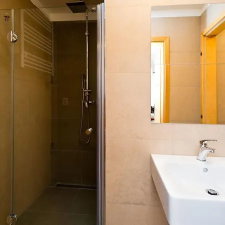Hostel Budget