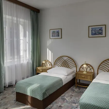 Otar Hotel