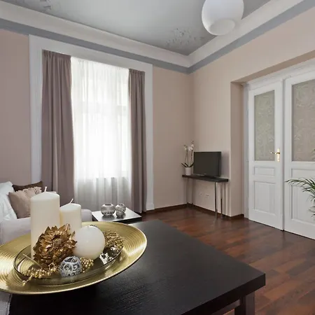 Prague Holiday Apartments Aparthotel 4*