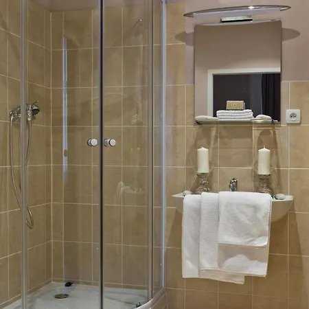 Prague Holiday Apartments Aparthotel 4*